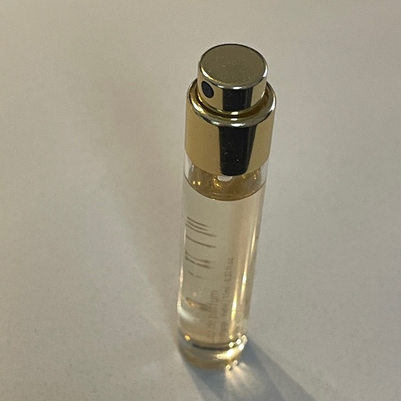 Maison Francis Kurkdjian MFK A La Rose fragrance edp 11ml perfume - Picture 2 of 5